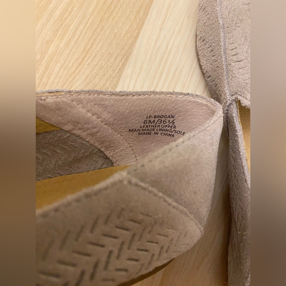 Lucky Brand Loafer LP-Brogan Gray Pointed Flat - Picture 6 of 7